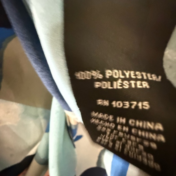 Zac & Rachel Colorful Leaf Print Blouse - Picture 2 of 2